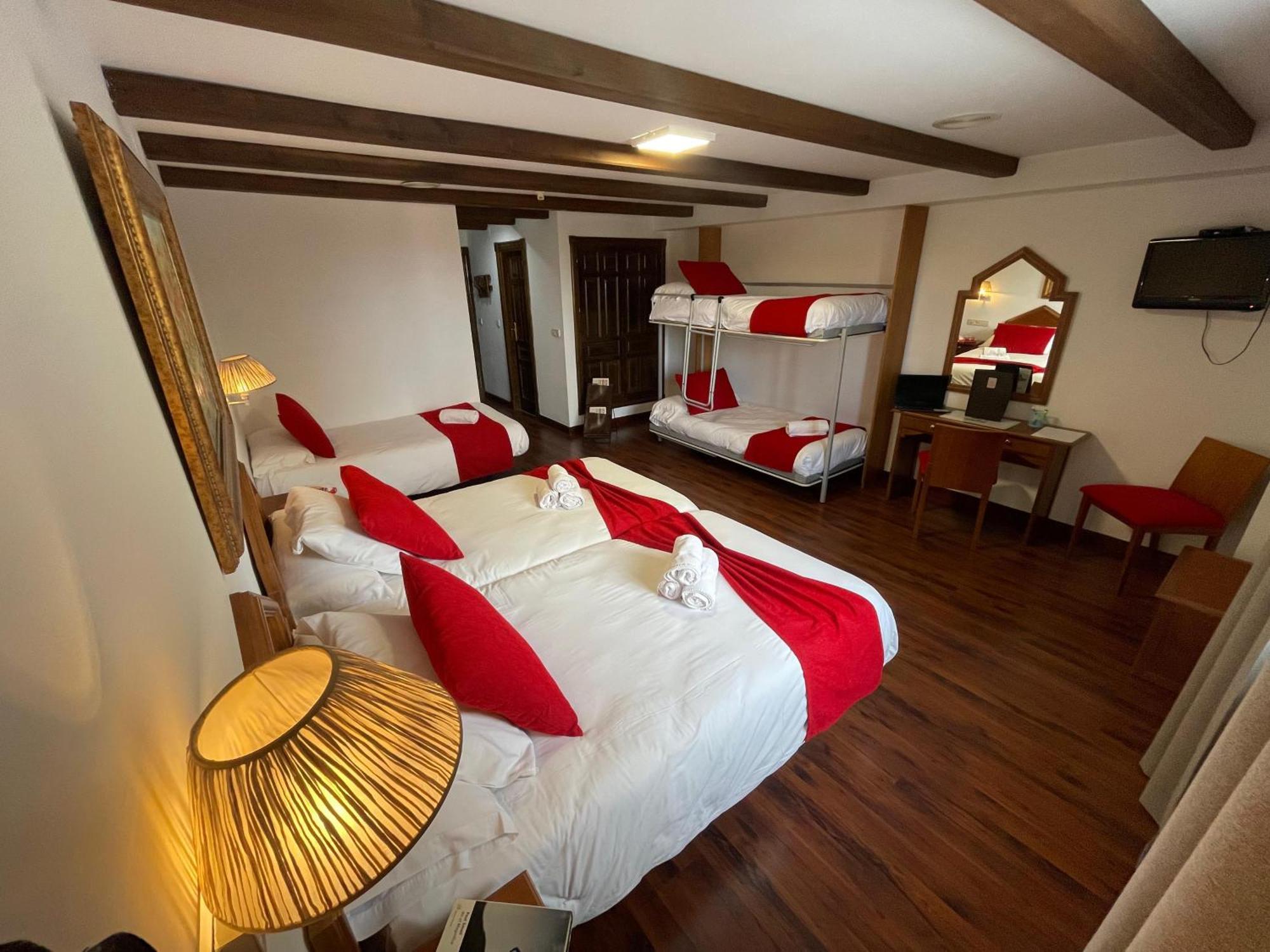 Hotel El Guerra Güéjar Sierra Zewnętrze zdjęcie