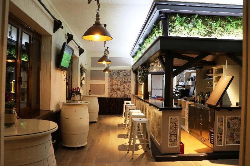 Hotel El Guerra Güéjar Sierra Zewnętrze zdjęcie