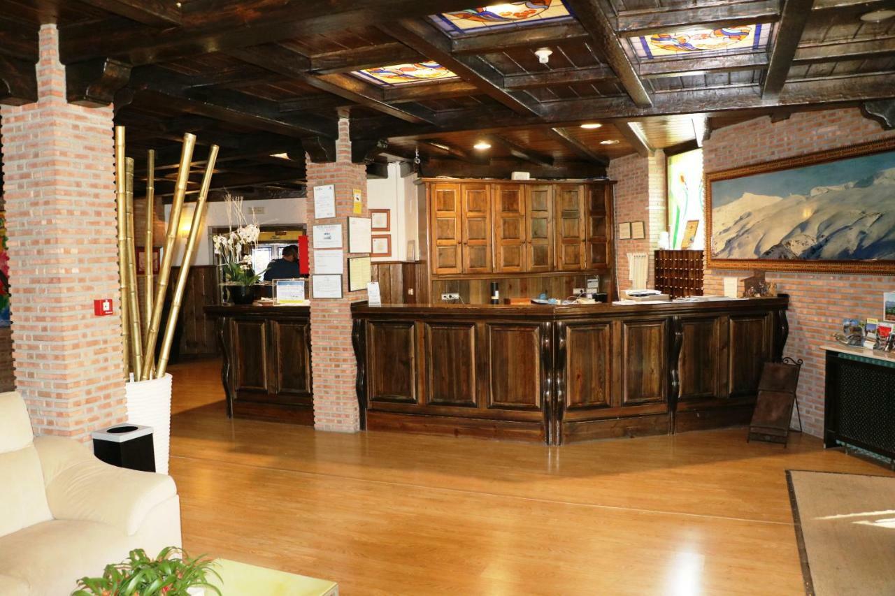 Hotel El Guerra Güéjar Sierra Zewnętrze zdjęcie